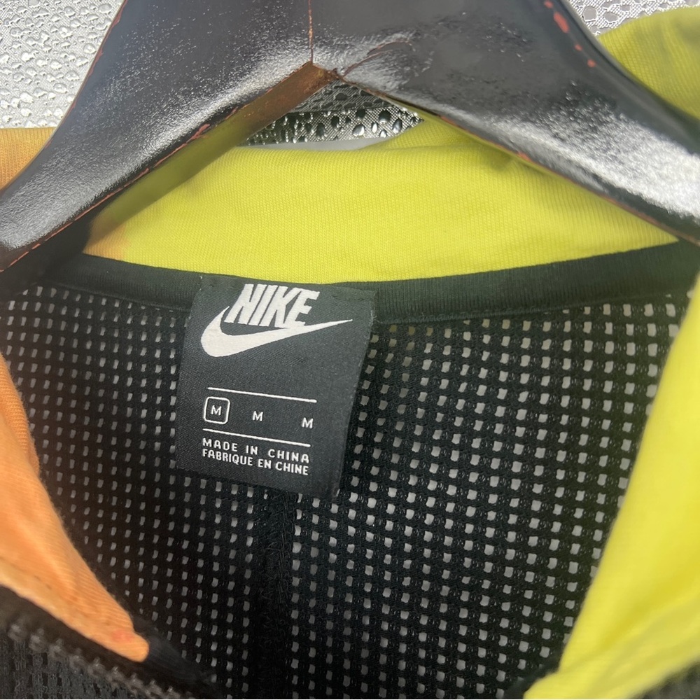 Nike Pink and Black Bomber Jacket - Picture 8 of 14